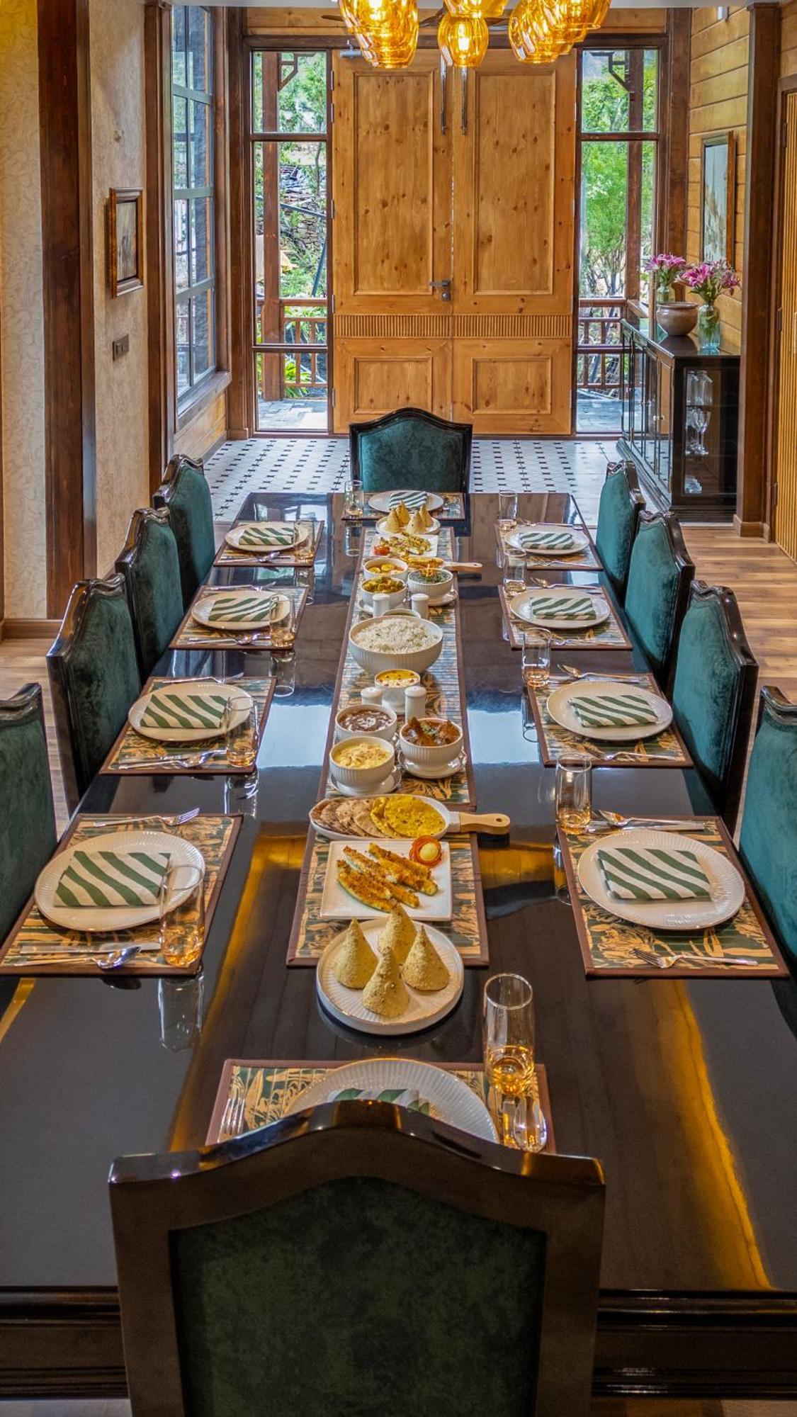 Ama Stays & Trails Kashi House, Rishīkesh Zewnętrze zdjęcie